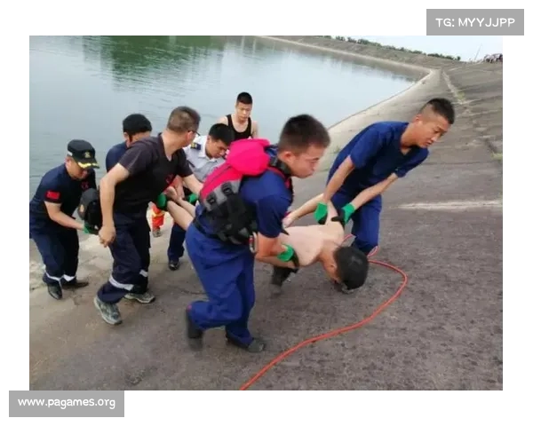 男孩水库边失足落水 两名热心男子短短数十秒成功救回一个家庭 男孩水库边失足落水 两名热心男子短短数十秒成功救回一个家庭