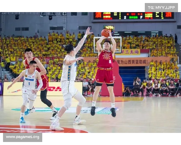 CBA半决赛与世俱杯决赛双雄对决上演绝杀好戏点燃球迷激情 CBA半决赛与世俱杯决赛双雄对决上演绝杀好戏点燃球迷激情