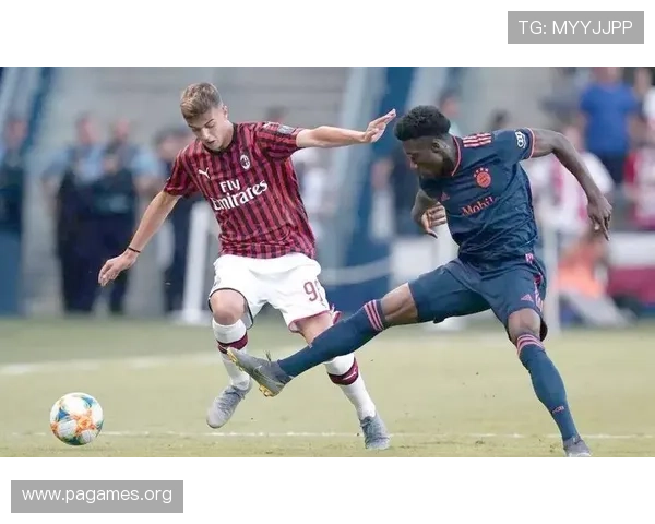 豪门对决惊现踩线暴扣裁判也为之震惊技惊四座